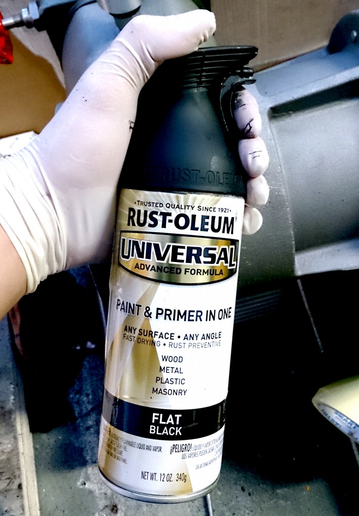 puszka spray rust oleum UNIVERSAL primer and paint